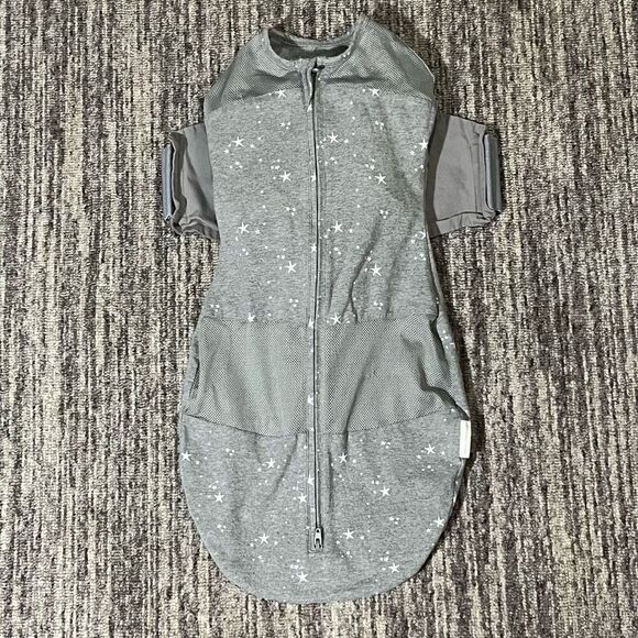 Happiest Baby Boys Girls Size 2-4 Months Organic Sleep Sack SOO Gray with Stars - Picture 1 of 6
